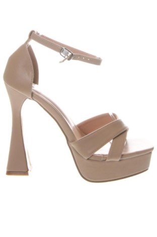 Sandalen Cuccoo, Größe 41, Farbe Beige, Preis 26,00 €, #136905094