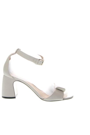Sandały Emporio Armani, Rozmiar 38, Kolor ecru, Cena 529,99 zł, #137004618