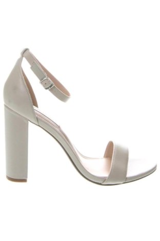 Sandale Steve Madden, Mărime 40, Culoare Bej, Preț 549,99 Lei, #136978026