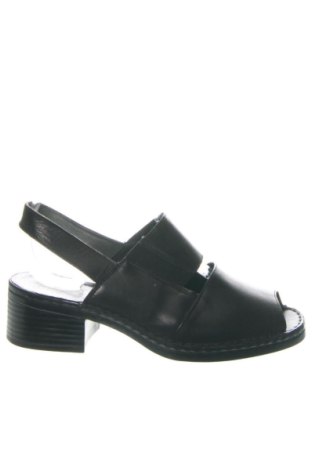 Σανδάλια Striker, Μέγεθος 37, Χρώμα Μαύρο, Τιμή 52,00 €, #137019827