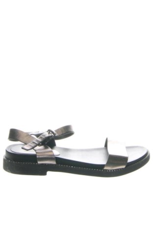 Sandalen Unbranded, Größe 36, Farbe Silber, Preis € 30,00, #136891368