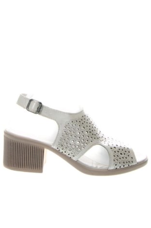 Sandale Unbranded, Mărime 40, Culoare Alb, Preț 194,00 Lei, #137007023