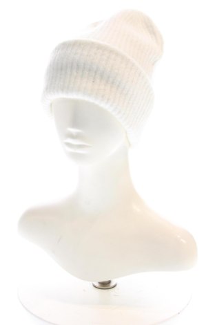 Căciulă About You, Culoare Alb, Preț 83,99 Lei, #137012172