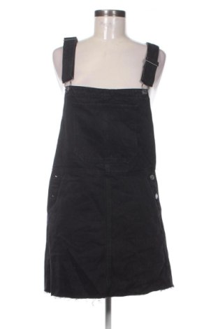 Sarafan Bershka, Mărime M, Culoare Negru, Preț 51,99 Lei, #137040389