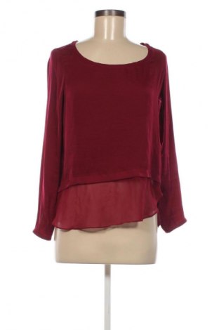 Dámská halenka Bershka, Velikost S, Barva Červená, Cena  49,00 Kč