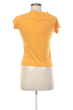 Дамска блуза LC Waikiki, Размер M, Цвят Жълт, Цена 2,55 €