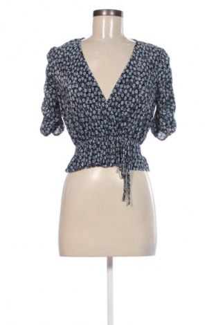 Дамска блуза Pull&Bear, Размер S, Цвят Многоцветен, Цена 5,11 €