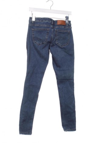 Damskie jeansy Noisy May, Rozmiar M, Kolor Niebieski, Cena 23,99 zł