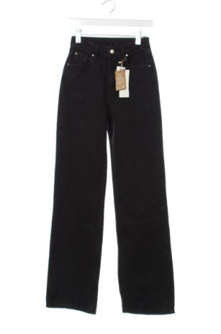 Blugi de femei Trendyol, Mărime XS, Culoare Negru, Preț 256,99 Lei, #132407431