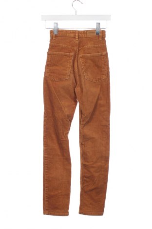 Dámské manšestráky  Pull&Bear, Velikost XXS, Barva Oranžová, Cena  199,00 Kč