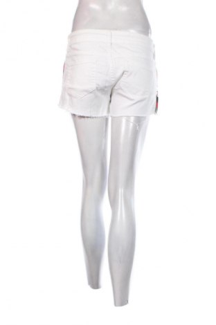 Dámske kraťasy  Amisu, Veľkosť M, Farba Biela, Cena  2,95 €