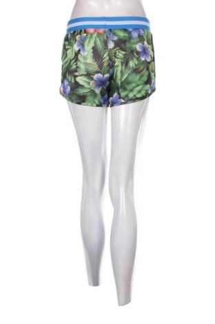 Дамски къс панталон Calliope, Размер S, Цвят Многоцветен, Цена 2,04 €