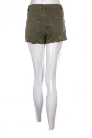 Dámske kraťasy  Cropp, Veľkosť S, Farba Zelená, Cena  1,95 €
