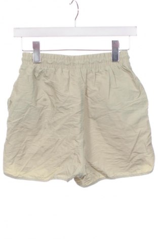 Dámske kraťasy  H&M, Veľkosť XS, Farba Zelená, Cena  6,95 €