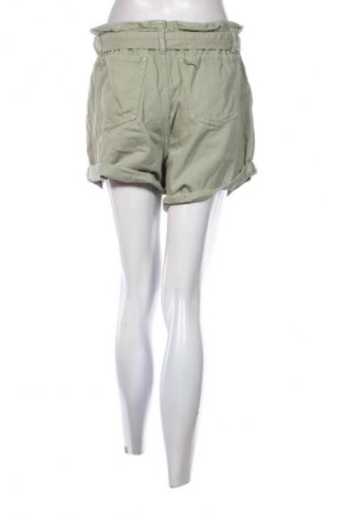 Γυναικείο κοντό παντελόνι Jennyfer, Μέγεθος S, Χρώμα Πράσινο, Τιμή 1,99 €