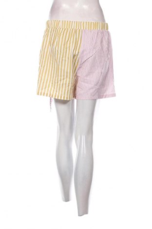 Dámské kraťasy  SHEIN, Velikost M, Barva Vícebarevné, Cena  79,00 Kč