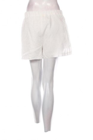 Dámské kraťasy  SHEIN, Velikost M, Barva Bílá, Cena  59,00 Kč
