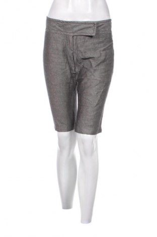 Damen Shorts Sisley, Größe M, Farbe Mehrfarbig, Preis 3,99 €