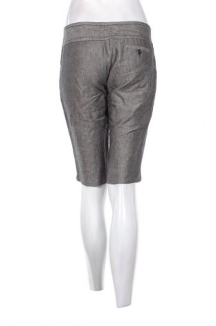 Damen Shorts Sisley, Größe M, Farbe Mehrfarbig, Preis 3,99 €