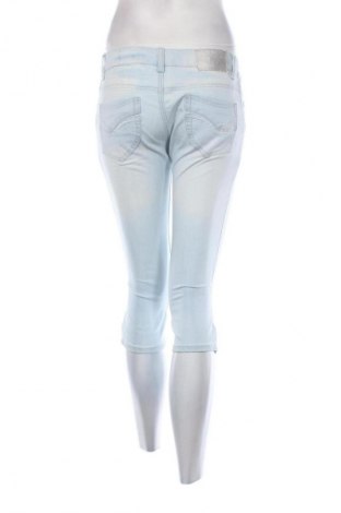 Дамски къс панталон Unbranded, Размер M, Цвят Син, Цена 2,55 €