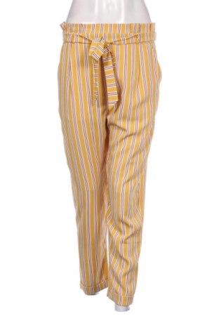Dámské kalhoty  Pull&Bear, Velikost M, Barva Vícebarevné, Cena  49,00 Kč