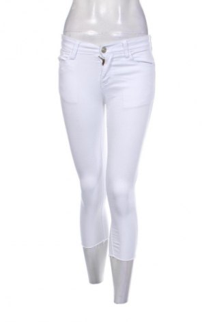 Дамски панталон Unbranded, Размер M, Цвят Бял, Цена 2,55 €