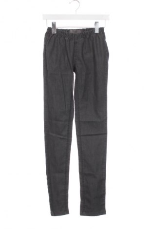 Pantaloni de femei Vero Moda, Mărime XS, Culoare Gri, Preț 22,99 Lei