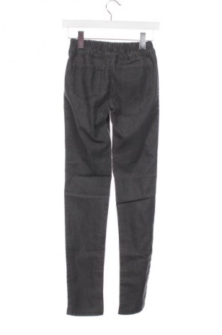 Pantaloni de femei Vero Moda, Mărime XS, Culoare Gri, Preț 22,99 Lei