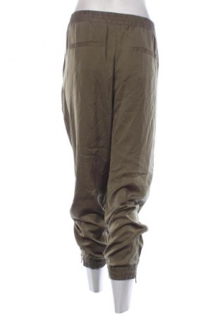 Дамски панталон Witchery, Размер XL, Цвят Зелен, Цена 13,29 €