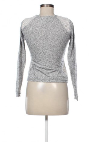 Дамски пуловер Bershka, Размер S, Цвят Многоцветен, Цена 4,09 €