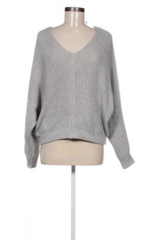 Dámský svetr Pull&Bear, Velikost M, Barva Šedá, Cena  239,00 Kč