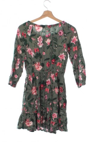 Детска рокля H&M, Размер 15-18y/ 170-176 см, Цвят Многоцветен, Цена 2,04 €