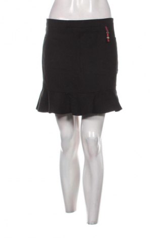 Пола - панталон Unbranded, Размер M, Цвят Черен, Цена 2,04 €