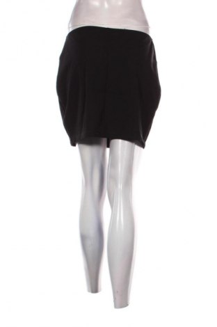 Пола About You, Размер L, Цвят Черен, Цена 4,09 €