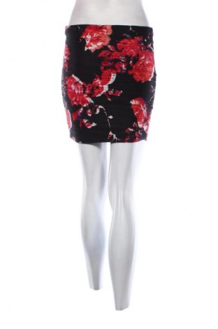 Spódnica Amisu, Rozmiar S, Kolor Kolorowy, Cena 22,99 zł