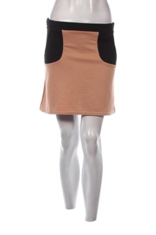 Пола Boohoo, Размер S, Цвят Многоцветен, Цена 2,55 €