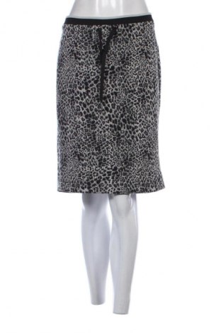 Пола C&A, Размер M, Цвят Многоцветен, Цена 2,04 €