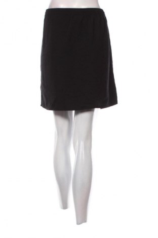 Пола Decjuba, Размер M, Цвят Черен, Цена 2,04 €