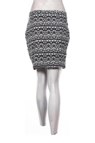 Пола Defacto, Размер L, Цвят Многоцветен, Цена 2,04 €