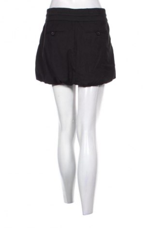 Пола Edc By Esprit, Размер M, Цвят Черен, Цена 2,55 €