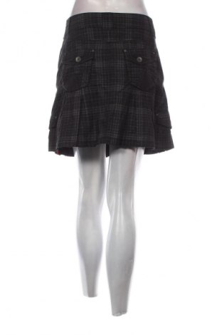 Пола Edc By Esprit, Размер L, Цвят Многоцветен, Цена 3,57 €