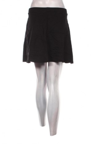 Пола Even&Odd, Размер M, Цвят Черен, Цена 2,04 €