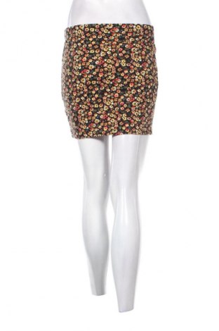 Пола Fb Sister, Размер M, Цвят Многоцветен, Цена 2,04 €