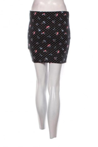 Пола Fb Sister, Размер S, Цвят Многоцветен, Цена 2,04 €