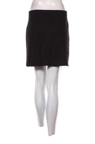 Пола H&M, Размер L, Цвят Черен, Цена 7,66 €