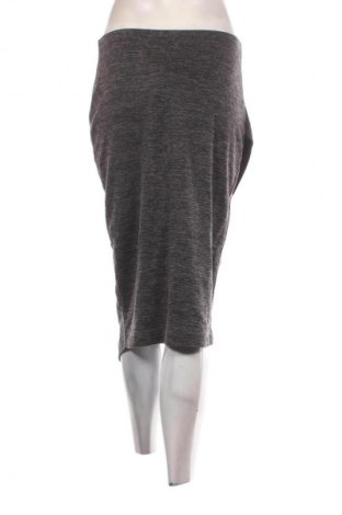 Пола H&M, Размер M, Цвят Многоцветен, Цена 2,04 €