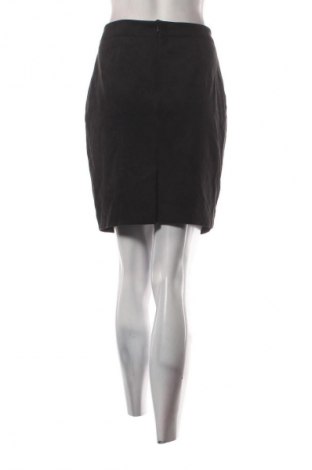 Пола H&M, Размер M, Цвят Черен, Цена 2,04 €