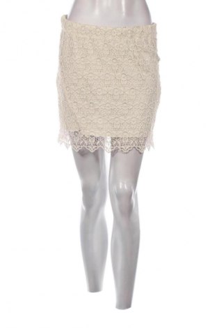 Пола H&M, Размер S, Цвят Екрю, Цена 2,04 €