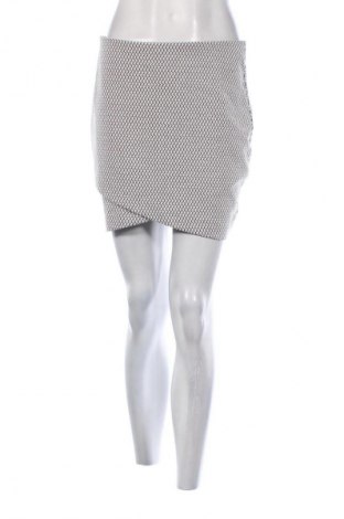 Пола H&M, Размер S, Цвят Многоцветен, Цена 2,04 €