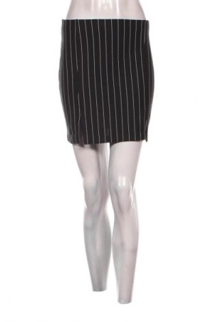 Пола H&M Divided, Размер S, Цвят Многоцветен, Цена 2,04 €